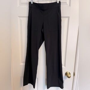 Athleta Trekkie Pull-on Black Athletic Ankle Pants Size 2